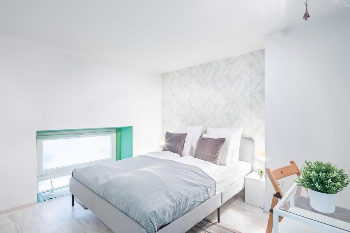 Very Central - Unique Design - New Studio Budapeşte Dış mekan fotoğraf